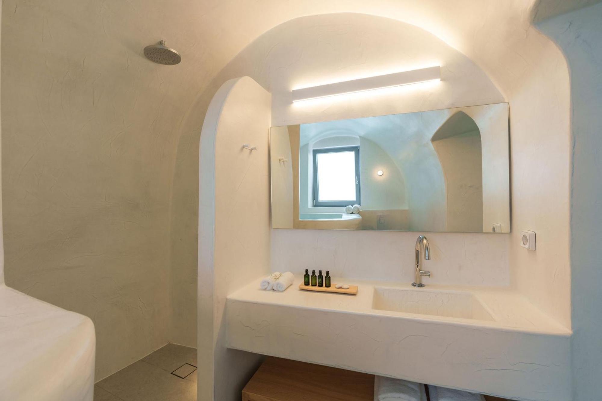 Villa Karterados Suites Apartment