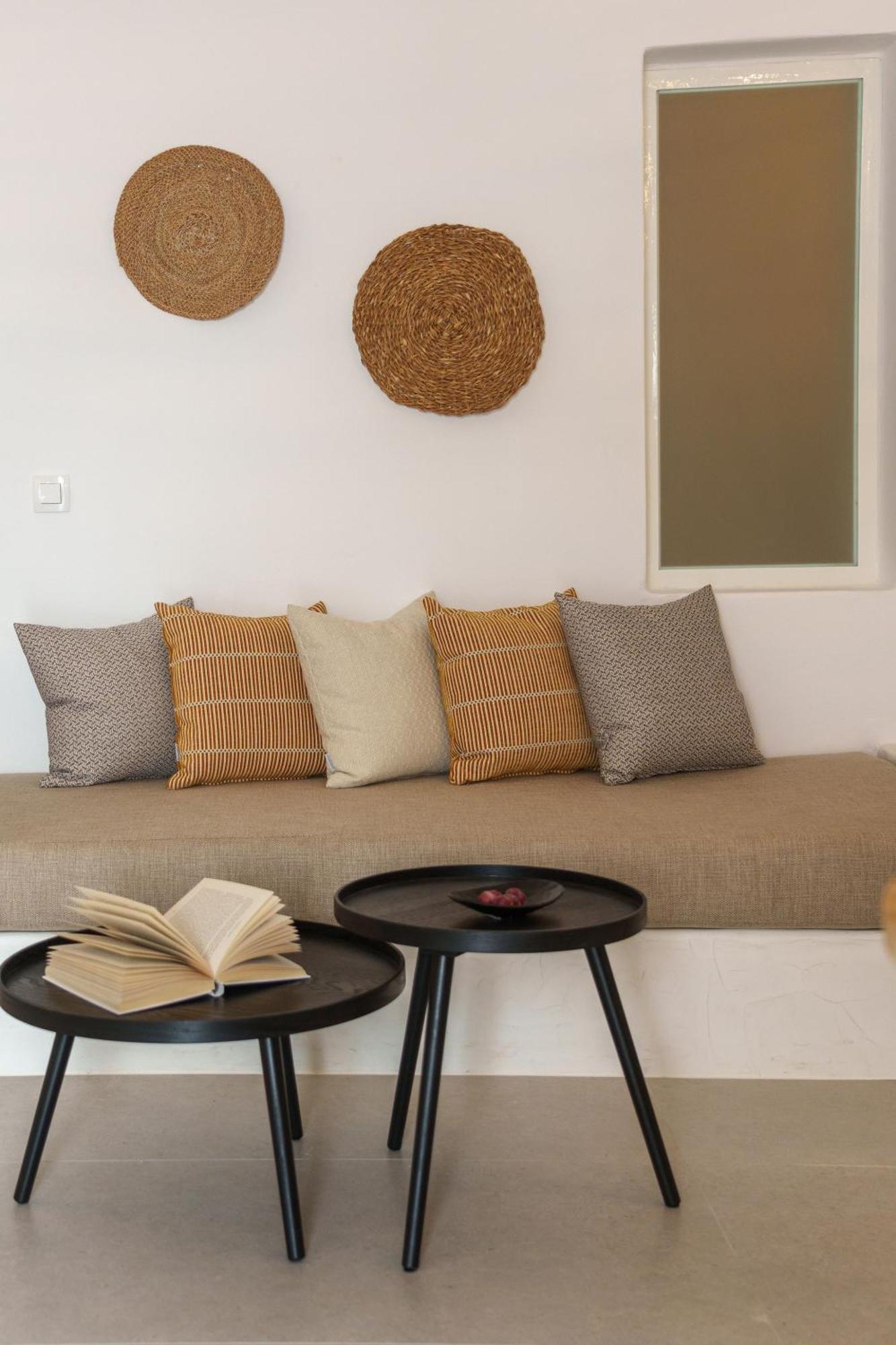 Apartment Villa Karterados Suites